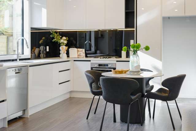 2A Marina Road Torbay_4
