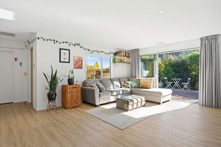 9 Camberley Road_4
