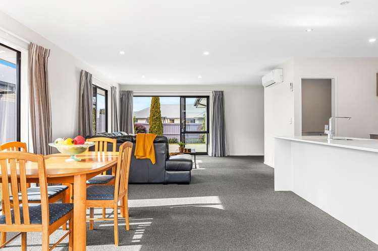 10 Temple Avenue Lincoln_11