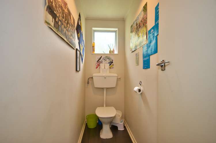 17c Arawata Terrace Fernhill/Sunshine Bay_14