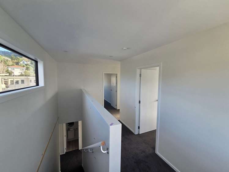 A/235 Main Road Tawa_12