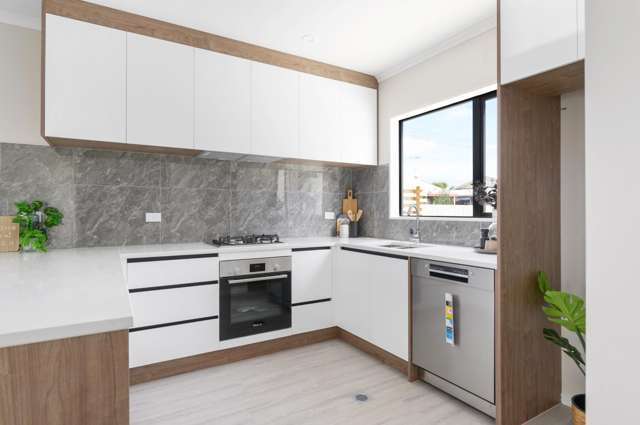 4/137 Avalon Drive Nawton_1