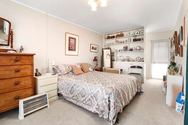 9/10 Gerard Way Saint Johns_6