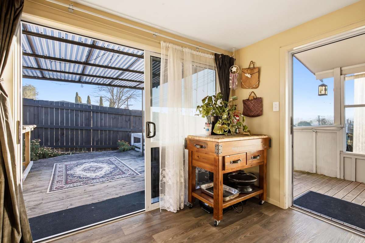 24 Hinemoa Avenue_4