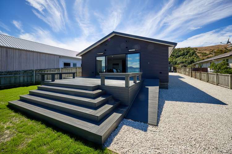 13 South Bay Parade Kaikoura Flat_24