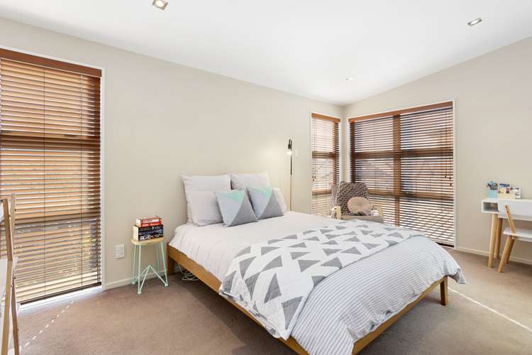 6 Elderwood Lane Edgeware_5