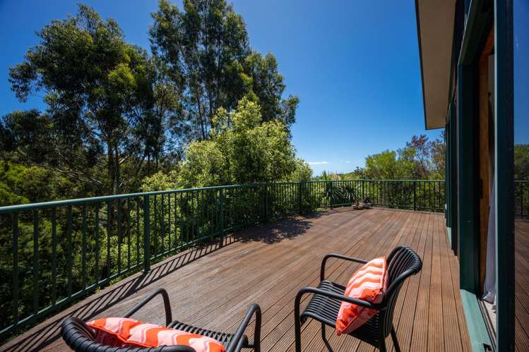 15 Laval Heights Britannia Heights_20