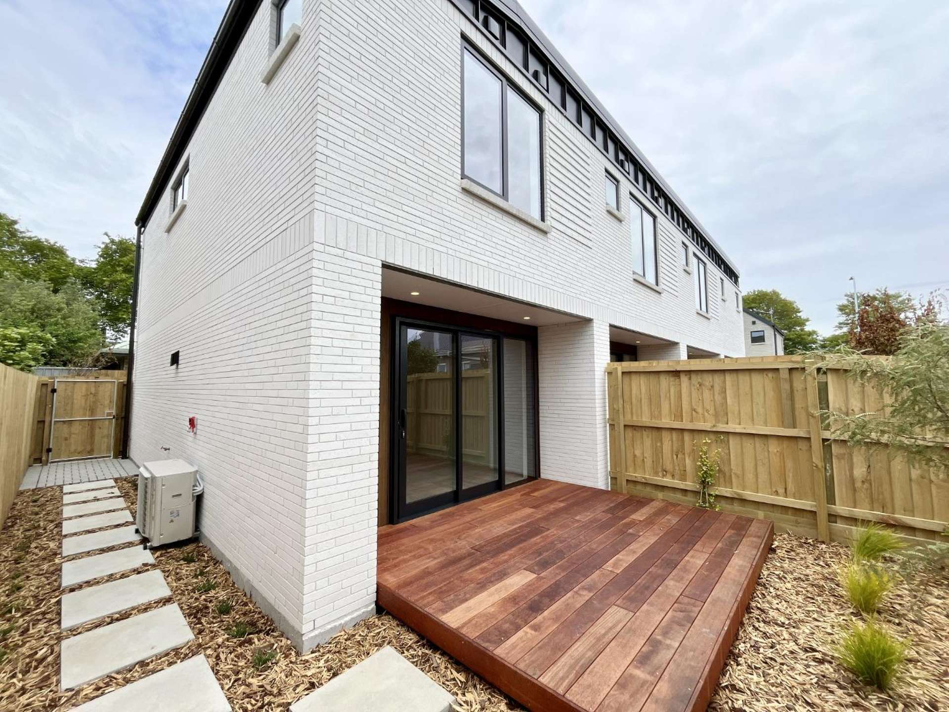 5/96 Colombo Street 1395_0