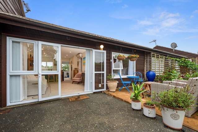 Rare Takapuna Gem – Outright Ownership Retirement!