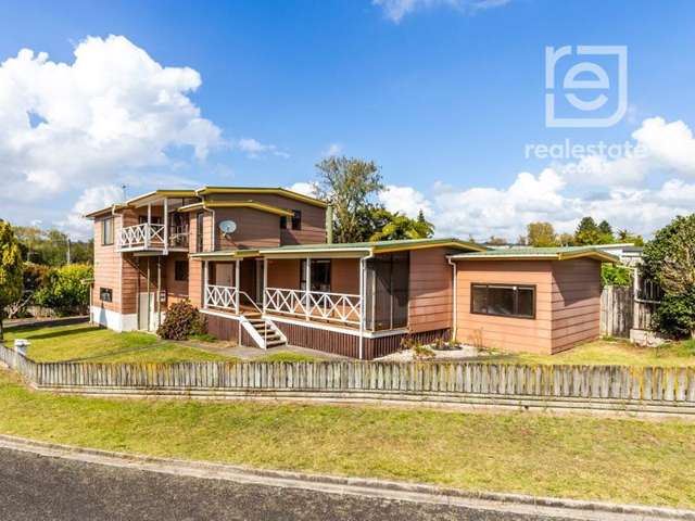 Retreat to Lake Maraetai