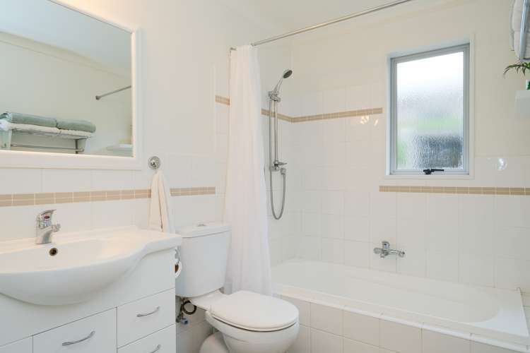 79 Marion Street Macandrew Bay_15