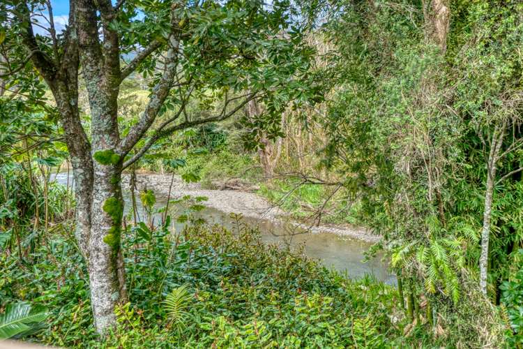 573 Takahue Road Takahue_49