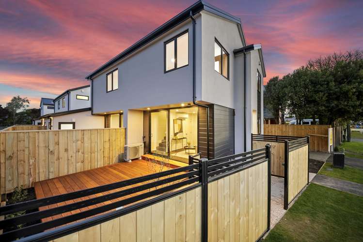 1/118 McFaddens Road St Albans_12