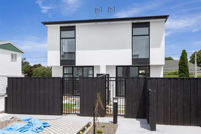 2/611 Cashel Street Linwood_1