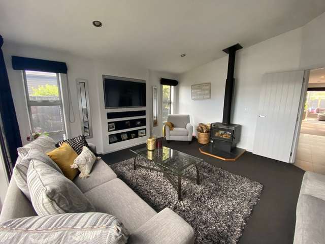 6 Chestnut Close Kelvin Grove_2