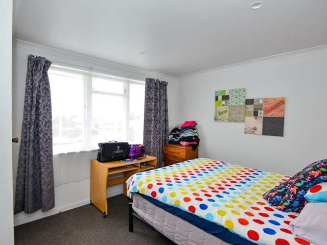 1012 Cobham Place Raureka_2