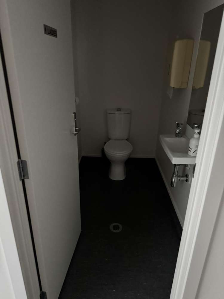 205 Hastings Street South (First Floor) Hastings_11