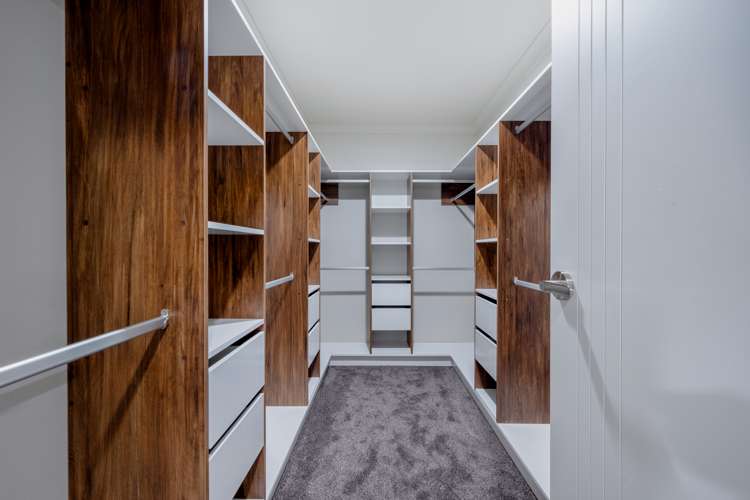 6 Lisnoble Road Flat Bush_17