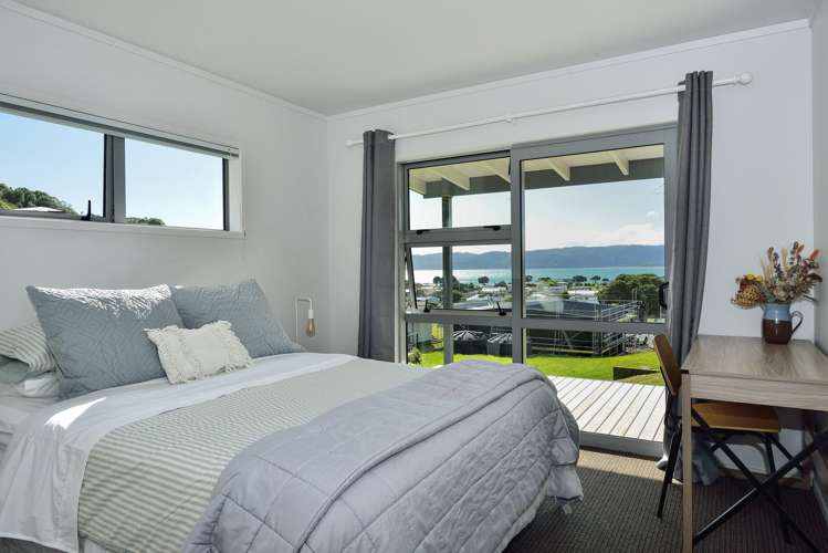 9 Seaview Drive Māhia Beach_8