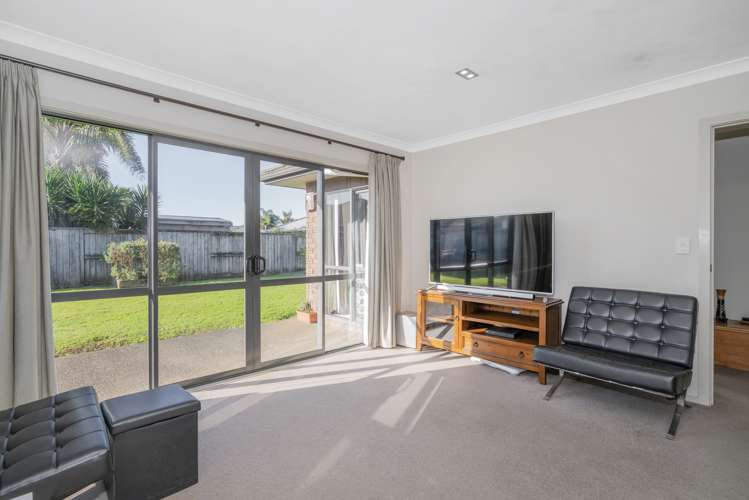 75 Cholmondeley Crescent Whitianga_14