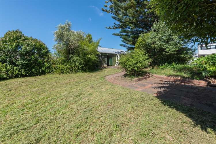 4 Brandon Road Glen Eden_11