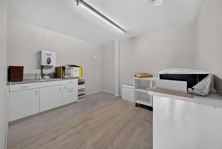 125 Waterloo Road Hornby_11