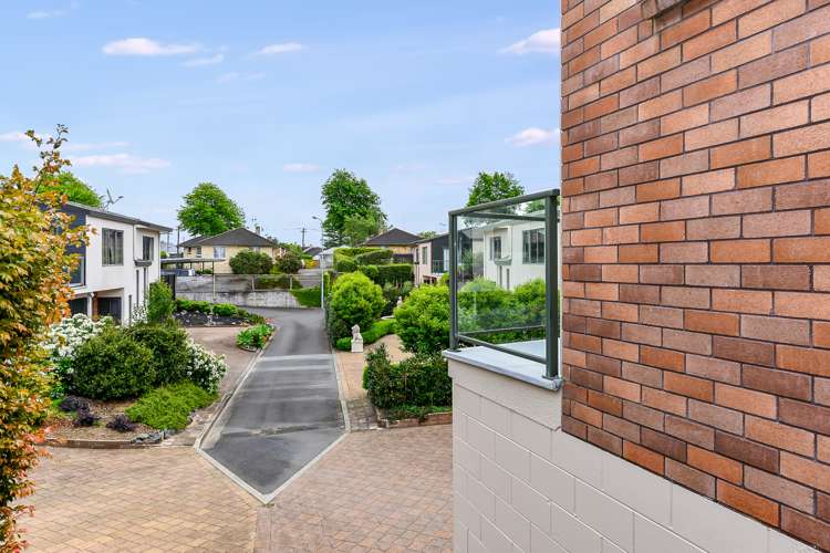 4 Akona Lane Hamilton East_23