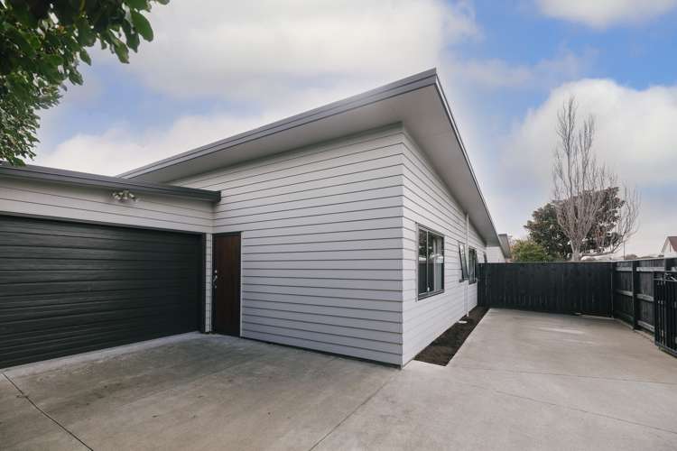 143 Grey Street Palmerston North Central_19