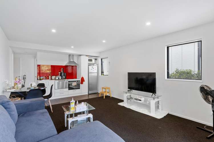 4/17 Bunyan Street Waltham_2