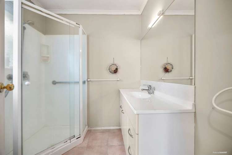 1/12 Bowater Place Manurewa_10