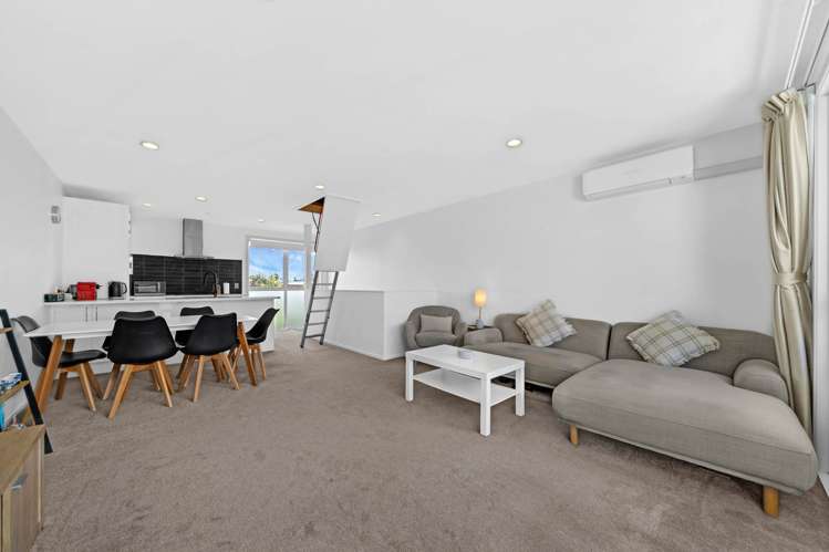 9/70A Barrack Road Mt Wellington_12