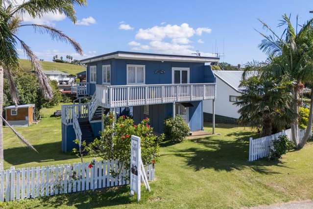 54 Athenree Road Athenree_1