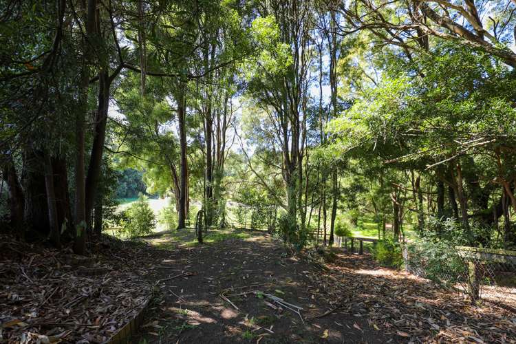 16 Karaka Place Kinloch_19