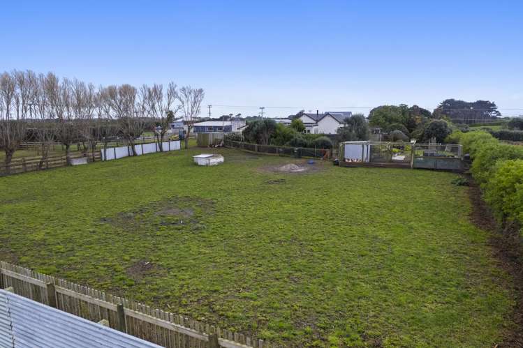 2071 South Road Otakeho_28