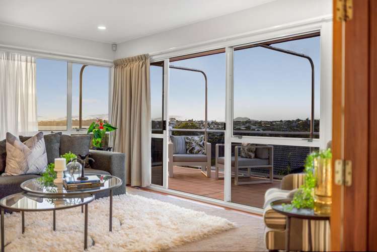 4 Dorrington Place Eastern Beach_6