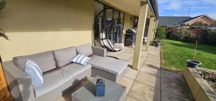 75 Pages Road Allenton_17