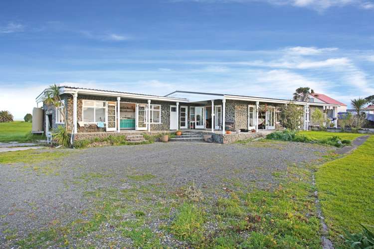 20 F Lowry Road Kaiaua_7