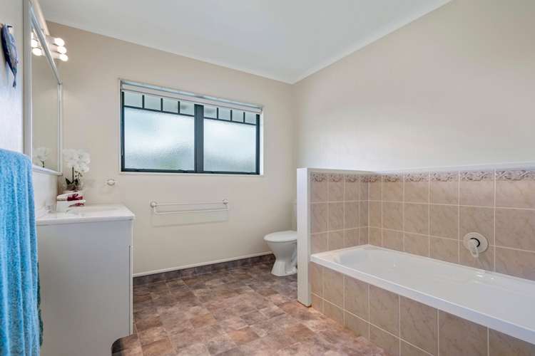 19 Dame Cath Place Matamata_16