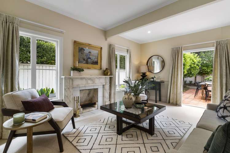 83A St Stephens Avenue_2