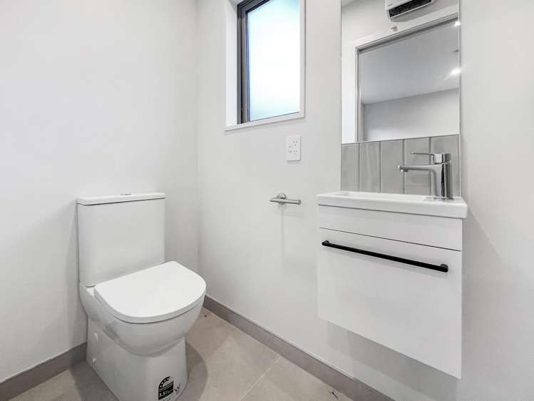 7/14 Clive Street Phillipstown_10