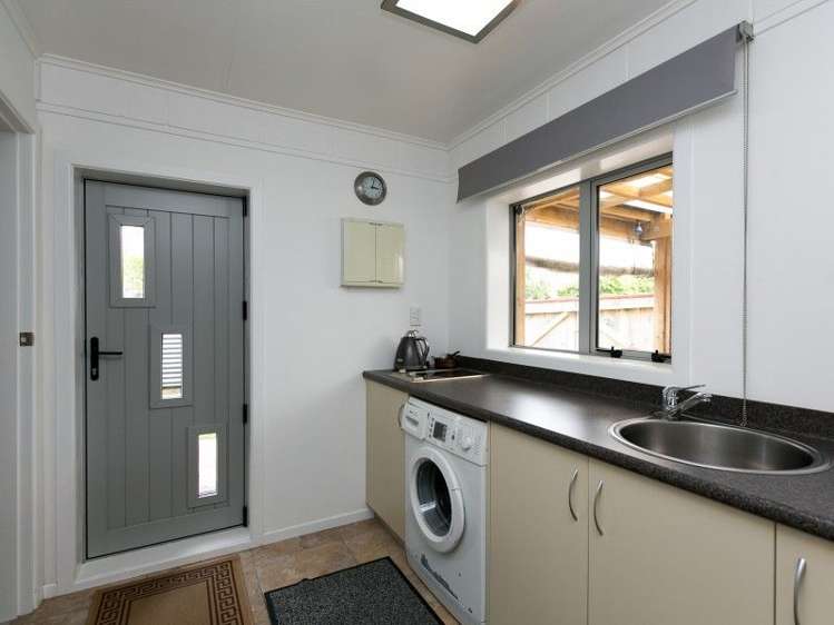 8 Koromiko Street Inglewood_18