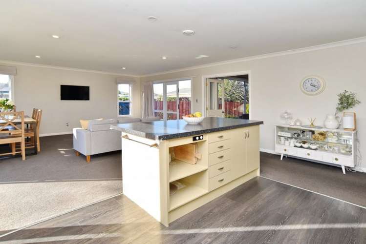 8 Sonia Place Casebrook_6