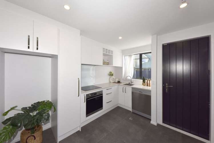 2/111 Edgeware Road Saint Albans_5