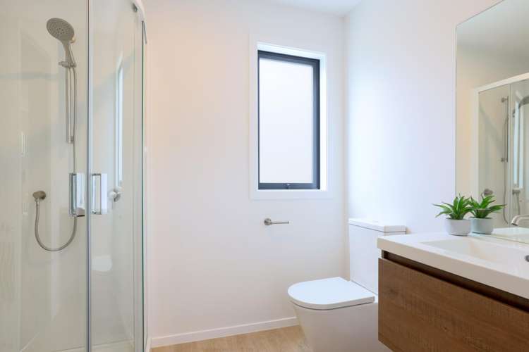 46 Wainuiomata Road Wainuiomata_13