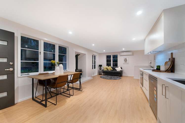 31 Ngaio Road Titirangi_5