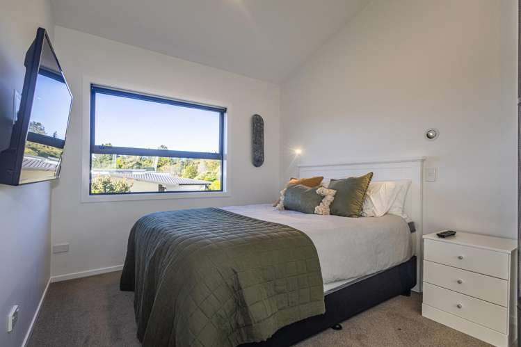 21 Findlay Street National Park_17