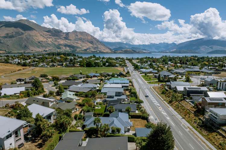 191 Aubrey Road Wanaka_24