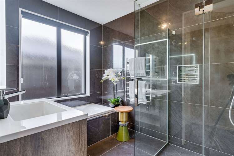 8 Colt Place Wigram_15