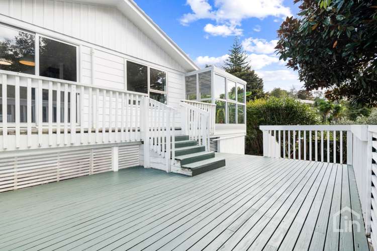 49 Castleton Street Birkdale_2