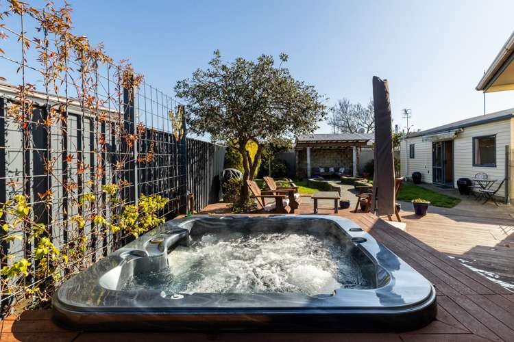 52 Clarence Cox Crescent Pirimai_10